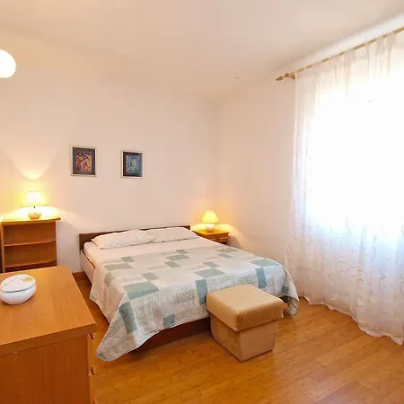Ennio 399 Pjescana Uvala