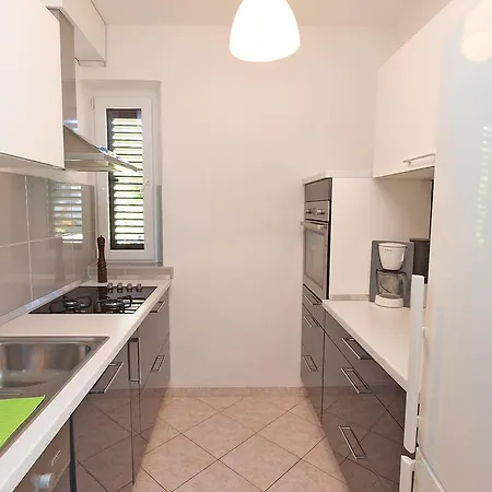 Ennio 399 Apartment