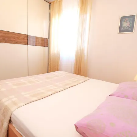 Ennio 399 Pjescana Uvala