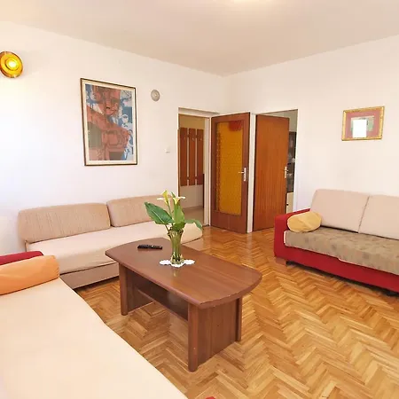 Ennio 399