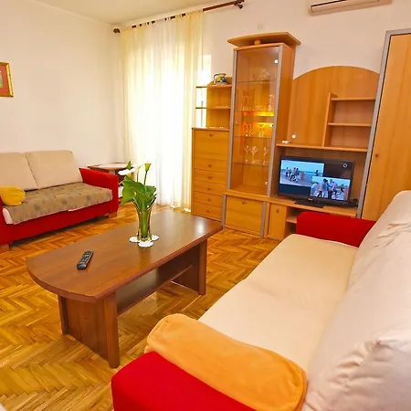 Apartment Ennio 399 Pjescana Uvala
